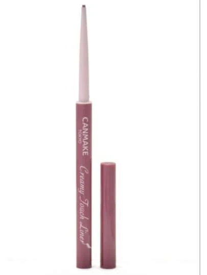  Canmake 柔滑眼线笔 06 迷雾梅子色 1.5mm 0.09g/0.003oz | 超细柔滑笔尖，精准勾勒眼线 | 持久防水配方 | 柔滑细腻的质地，显色饱满 | 可打造精致线条或柔和烟熏妆 | 适合敏感眼部及隐形眼镜佩戴者