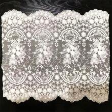 36cm*100cm, 36cm*180cm, 36cm*270cm French Romantic Embroidery Lace Table Runner, Elegant Lace Floral Tablecloth For Dining Table, TV Stand, Piano Cover, Holiday Party Wedding Decoration