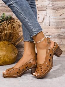 Sandali infradito traforati, scarpe casual estive piatte alla moda con punta aperta per signore
