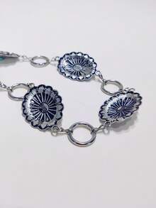 زنجيل خصر معدني منحوت على الطراز الشرقي القديم قطعة واحدة، حزام خصر من المعدن بأسلوب بوهيمي، لون فضي كلاسيكي، عدة ثقوب للتعديل، إكسسوارات جسمية مناسبة للاستخدام اليومي والرحلات والأعياد والهالوين