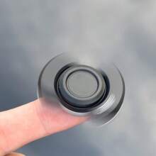Juguete antiestres de acero inoxidable con 3 en 1: spinner de dedos, moneda pop y clip de Telegram - Gadget para aliviar el estrés