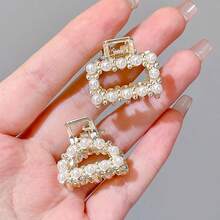 LYSW 7Pcs Set Women Faux Pearl & Rhinestone Hair Claw Clips, Fashion Elegant Design Hair Accessories, Kawaii Style Metal Mini Hair Clips Summer Hair Jaw Clip Hair Clamps Hair Clutch Hair Catcher Clip Fall Winter For Vacation Outfits Woman