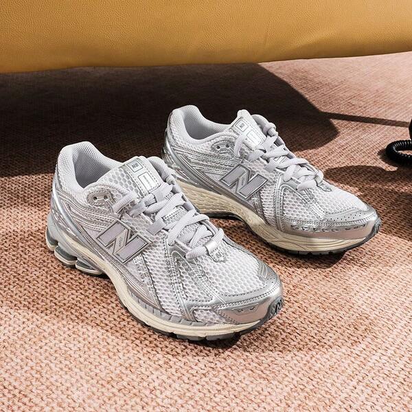 New Balance NB Men's Shoes And Women's Shoes 2025 New 1906R Series Retro Running Shoes Sports Casual Shoes Couple Dad Shoes U1906RGC