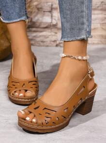 Sandali infradito traforati, scarpe casual estive piatte alla moda con punta aperta per signore