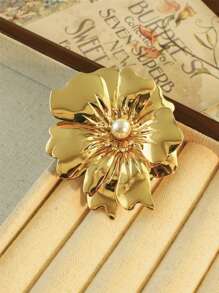 1pc Elegant Metal Flower Brooch With Faux Pearl Center, Fashionable & Sexy, Suitable For Formal Events Or Everyday Wear