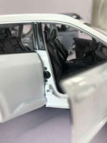 1pc Simulation Zinc Alloy Die-Cast Offroad SUV Car Model, 5.78inch Length X 2.55inch Width X 1.96inch Height, Realistic Exterior Alloy Toy Car With Openable Doors & Hood, Movable Tires, Detailed Interior, Lights & Sound Effects, Suitable As Collection/Gift For Boys/Kids