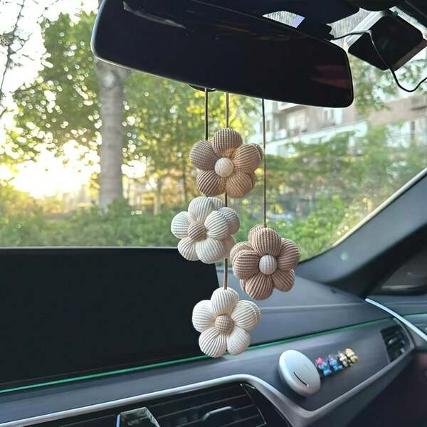 1 pièce/2 pièces Ornement de rétroviseur de voiture en forme de fleur à cinq pétales - Pendentif floral fait main, accessoire de rétroviseur de voiture fleuri mignon pour femmes, couronne de fleurs de style bohème pour voiture, cadeau thème jardin de printemps