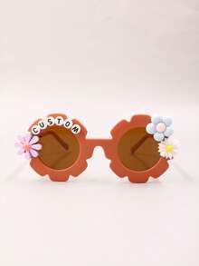 LICVIC Vasos personalizados con el nombre Daisy para niños, recuerdos de fiesta de cumpleaños personalizados para niños, vasos con nombre de fiesta de cumpleaños de niños personalizados, vasos con nombre de niños personalizables, adecuados para recuerdos del crecimiento de los niños, bodas, San Valentín, aniversarios, regalos personalizados, regalos para él/ella, amigos, niños, estudiantes, parejas, mejores amigos, niño, niña, familia, vuelta al colegio, multifuncional, ornamental, letra, elegante, moderno, colorido, lindo, adorable, casual, personalizado, único, ideal para regalos para él, ideal para regalos para ella, hijo, hija, regalo de Navidad