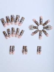 24 piezas de uñas acrílicas rectangulares para presionar, uñas con estampado de leopardo y cristales, uñas con mariposas estilo Y2K, uñas con glitter en forma de estrella, cadena dorada pequeña y mini cristales color rosa rojo, accesorios esenciales para fiestas con 1 lima de uñas, accesorios para el cuidado de las uñas