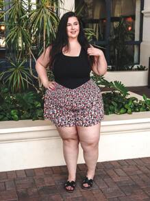 Truni Plus Size Boho Vacation Casual Short Ditsy Floral Tie-Waist Shorts, For Summer