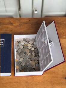 1pc Halloween Decoration, This Black, Blue, Red, Gold Or Silver Book Is A Clever Design. It Disguises As An English Dictionary Book With A Hidden Secret Storage Function To Store Jewelry, Passports And Other Valuables. This Money Box Comes With A Key Lock For Security. - Multicolor - View 6