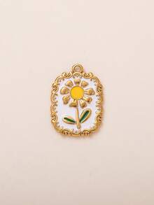 1Pc Summer Casual Style Plant Themed Stainless Steel Pendant, Featuring Sunflower Leaves, Daisy, Cactus, And Four Leaf Clover. Suitable For DIY Necklaces, Bracelets, Earrings, Bag Chains, And Keychains. High Quality, Plated With 18K Gold, Waterproof And Sweat Resistant, Suitable For Daily Use. It Is The Best Gift For Wives, Mothers, And Girlfriends - Gold - View 7