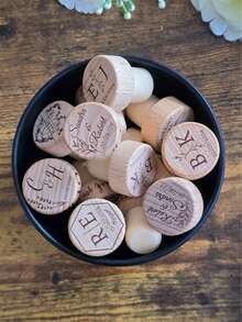 1-50pcs Customized Engraved Pattern Name Wine Bottle Stoppers, Helps Better Preserve Wine, Home Decor, Unique Gift For Friends And Family, Suitable For Birthday, Anniversary, Wedding Gift, Groomsmen And Bridesmaid Gift - Wood Color - View 5