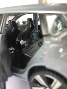 1pc Simulation Zinc Alloy Die-Cast Offroad SUV Car Model, 5.78inch Length X 2.55inch Width X 1.96inch Height, Realistic Exterior Alloy Toy Car With Openable Doors & Hood, Movable Tires, Detailed Interior, Lights & Sound Effects, Suitable As Collection/Gift For Boys/Kids