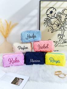 刺绣名字化妆包，个性化刺绣化妆包，薄纱化妆包，定制化妆包，卫生巾收纳包，旅行化妆包，个性化收纳包，多用途，大容量，多功能，色彩缤纷，可爱，萌系，简约，趣味，卡哇伊，Y2K，极简，通勤，商务休闲
