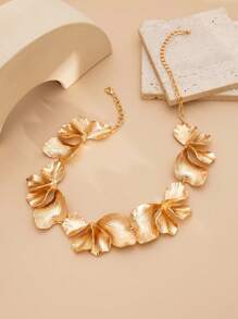 1pc Retro European & American Exaggerated Punk Style Metal Flower & Leaf Decorative Necklace, Suitable For Women Daily Wear And Party Jewelry
