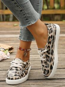 Women's Casual Sneakers, Fashionable Slip-On Leopard Print Lightweight Sport Skateboard Shoes, Versatile Student Casual Shoes