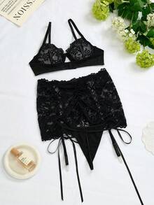 3pcs Women Sexy Lingerie Set: Contrast Lace Heart Hollow Bra + Contrast Lace Criss-Cross Garter Skirt + G-String Panty