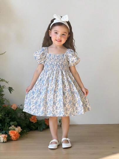 复古泡泡袖公主裙，适合年轻女孩夏季