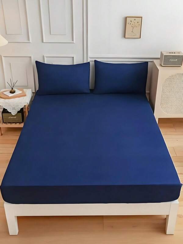 Een set marineblauwe hoeslakens (exclusief kussenslopen), wasbaar in water, machinewasbaar, duurzaam, sprei, matrasbeschermer, antisliplakens, eenvoudig, huidvriendelijk en comfortabel, zacht en ademend, hypoallergeen, kreukvrij, modern beddengoedontwerp, geschikt voor thuis, slaapzaal, hotel, stofdicht laken, volledige beschermhoes, lakenbeschermer, stofdichte lakenhoes uit één stuk, 90*200CM-120*200CM-140*200CM-160*200CM-180*200CM-220*200CM