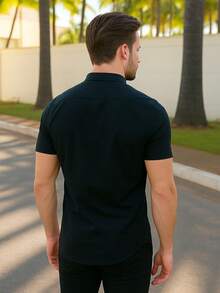 Camisa de algodão masculina estilosa, manga curta, com botões, gola lisa, design essencial para o verão