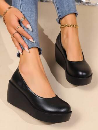 女士厚底一脚蹬平底鞋，春秋时尚新款，适合旅行、度假、工作、休闲装、日常装，中老年适用，黑色