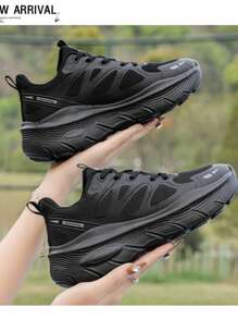 1 par de zapatos deportivos ligeros, transpirables y antideslizantes para parejas, de color negro, con 6 cm de aumento de altura, de unicolor, para uso casual al aire libre, de moda y cómodos para viajes y ejercicio