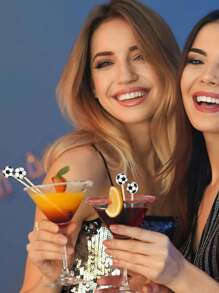 50 pièces Cure-dents de football, piques à cocktail en bambou pour les apéritifs, la garniture des desserts, des fruits, des charcuteries, des sandwichs et des hamburgers. Brochettes décoratives pour mariage, fête et fournitures scolaires.