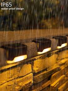 4 piezas Luces decorativas solares para exterior, 1 LED luz cálida, luces de cubierta - Carcasa negra, luces de pared, luces solares para jardín valla, luces solares para patio y escaleras, regalo para Halloween, Navidad y Acción de Gracias