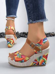 European Women Platform Wedge Sandals 2024 New Spring Summer Outdoor Versatile Buckle Slides Model Stage Sexy Flower Print Beach Casual Comfortable Open Toe Shoes Green Floral Platform Flats For Petite