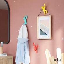 Ganchos de pared Buddy: ganchos decorativos montados en la pared para colgar abrigos, bufandas, bolsas, bolsos, mochilas, toallas y talla grande, set de 3, en colores brillantes multicolor - Azul cielo, amarillo, rojo - Ver 2