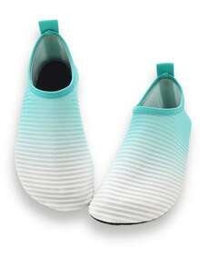 儿童夏季沙滩鞋，男童蓝色条纹渐变色软底轻便透气舒适男女通用儿童水上运动、沙滩、水袜