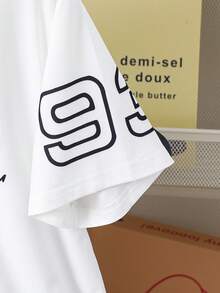 1 pieza Camiseta de manga corta y cuello redondo para niños con elemento de coche de carreras, número 93 y letra CHICAGO, para primavera/verano - Blanco - Ver 4