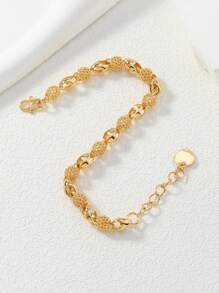 Middle Eastern Style 24K Gold-Plated Hollow Design Ladies Elegant Bracelet