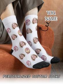 1 paire de chaussettes mi-longues personnalisées pour hommes. Mettez n'importe quel visage sur les chaussettes, chaussettes personnalisées avec des photos, chaussettes amusantes et personnalisées de taille moyenne et longue, convenant à des occasions telles que la Saint-Valentin