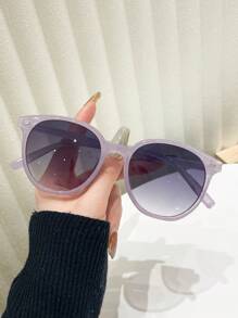 1pc Women's Round Frame Fashion Glasses With Cute Decorative Clear Lenses And Suitable For Outdoor Activities Beach Accessories For Women Glasses Shades For Summer Beach Vacation,Outdoor,Travel Casual Style Oversized Round Frame For Going Out Outfit,Back To School