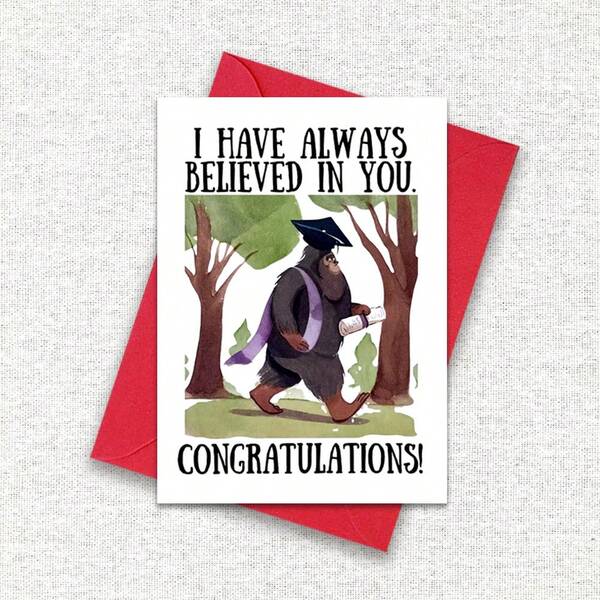 بطاقة تخرج بيغفوت "دائماً آمنت بك. تهانينا!" بطاقة تهنئة مع ظرف، بطاقة تخرج مضحكة، بطاقة تخرج بيغفوت، هدية تخرج، بطاقة عشاق بيغفوت، بطاقة صداقة، بطاقة تخرج غامضة