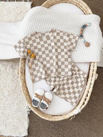 2pcs/Set Baby Boy Casual Checkered Round Neck Short Sleeve T-Shirt And Shorts Set, Summer