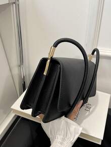 Crocodile Embossed Flap Shoulder Bag, Solid Color Commuter Bag For Daily Use - Black - View 5