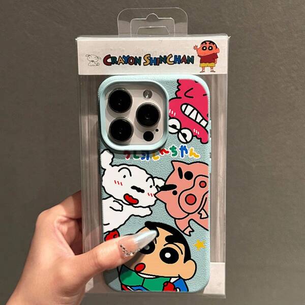 bandai 1 pezzo Custodia per telefono in stile anime Shin-Chan compatibile con Apple 16PROMAX, modelli 15plus/13, 14, 12, con motivo in pelle di Nohara Shinnosuke, custodia protettiva per telefono carina e versatile, alla moda