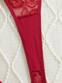 Lingerie sexy, ensemble robe-sangle de plaisir romantique rouge vin. Conception unique, stimuler l'imagination créative illimitée, montrer une atmosphère romantique