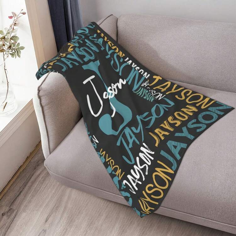 1pc Personalized Flannel Blanket - Soft & Cozy Customizable Name Blanket, Suitable For Couples, Pets - Valentine's Day, Christmas, Birthday (Anniversary) Gift - Warm Sofa/Bed Blanket In Multiple Colors ,Travel Organizer - Multicolor - View 5