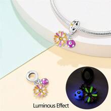 1 pièce Pendentif en argent sterling 925 avec pierre scintillante lumineuse et colorée en forme de papillon, fleur, oiseau, libellule, luciole brillant dans le noir. Convient pour la fabrication de bracelet et bijou pour femme.