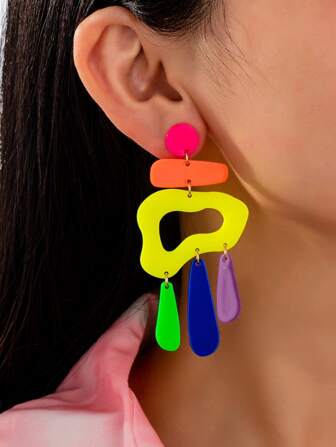 1 Pair Fashionable Tassled Fluorescent Geometric Earrings, Suitable For Daily Wear In Summer