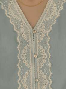 Simple Retro Women's Spring - Summer Elegant V - Neck Lace - Trimmed Woven Shirt Graduation Season, Opening Season, Ladylike Elegance Summer Tops Blue Top Commuter Office Interview French Elegance - Light Green - View 3