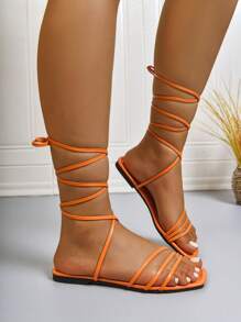 Sandalias planas casuales con tiras y punta cuadrada trenzadas para mujer