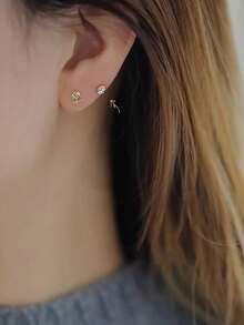 一对 S925 纯银几何圆形方晶锆石可爱优雅百搭耳钉女士