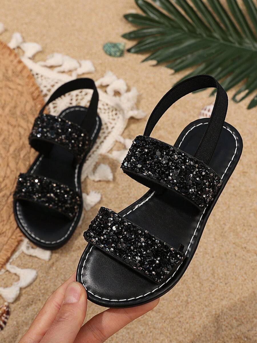 1 双加大码幼儿/小女孩黑色平底凉鞋，纯色 PU 材质，闪亮水钻装饰，可调节踝带，圆头，防滑，夏季时尚休闲凉鞋，适合 3-15 岁