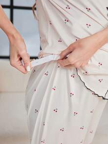 孕妇睡衣套装，简约 V 领，可爱樱桃印花，蝴蝶结细节孕妇休闲套装 - 彩色 - 查看 6