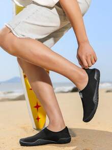 أحذية لياقة بدنية للرجال والنساء للداخل مقاومة للانزلاق وهادئة الصوت، مناسبة للحبل الناطق، المشي على آلة الكروس، تدريبات الرفع العميق، اليوغا، التسلق، المشي لمسافات طويلة خارج المنزل، الشاطئ، الرياضات، المشي في الماء - الأسود - مشاهدة 8